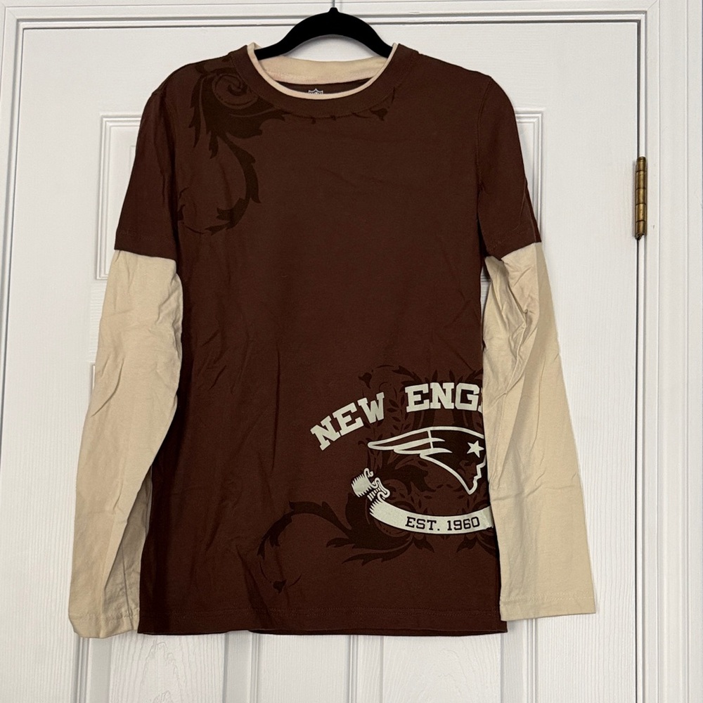 New England Patriots Layered-Look Long Sleeve Tee - Brown & Cream